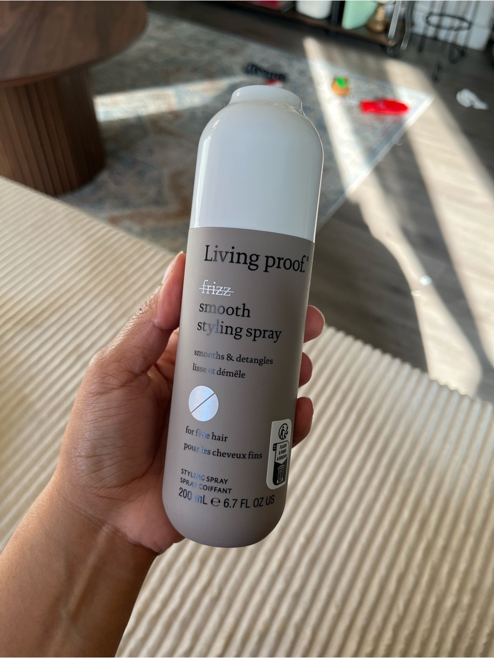 Living proof frizz smooth styling spray for fine hair